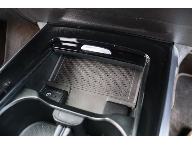 MERCEDES BENZ GLB 2020 Image 31