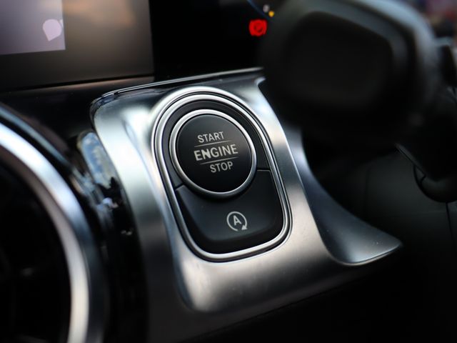 MERCEDES BENZ GLB 2020 Image 31