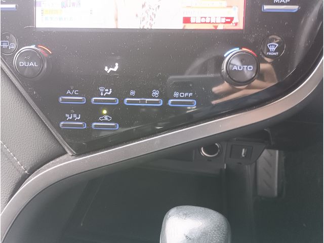 TOYOTA CAMRY HYBRID 2020 Image 31