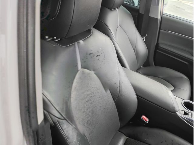 TOYOTA CAMRY HYBRID 2020 Image 31