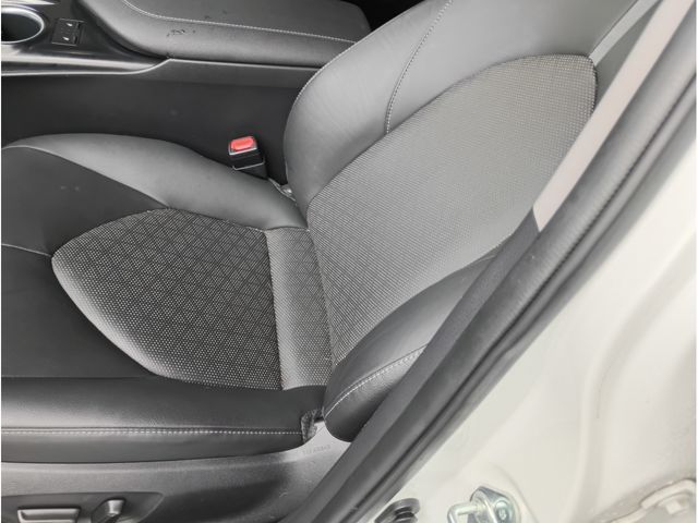 TOYOTA CAMRY HYBRID 2020 Image 31