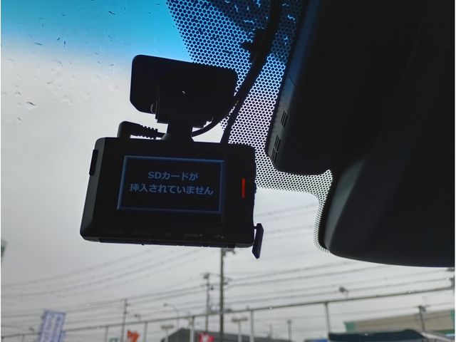 TOYOTA CAMRY HYBRID 2020 Image 31