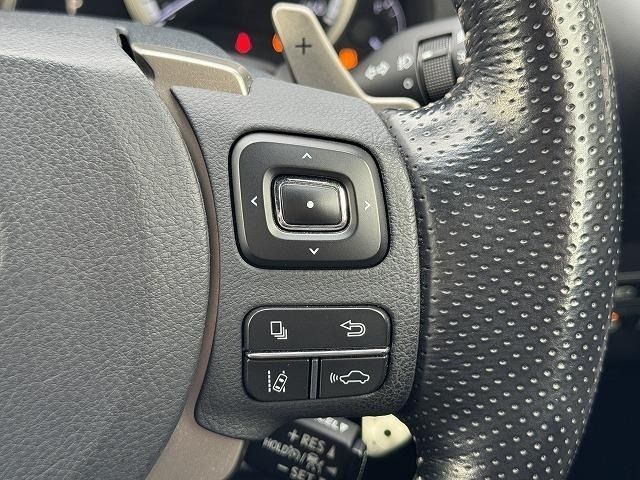 TOYOTA LEXUS NX300 2017 Image 31