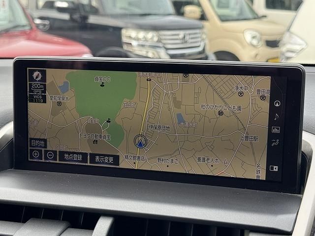 TOYOTA LEXUS NX300 2017 Image 31