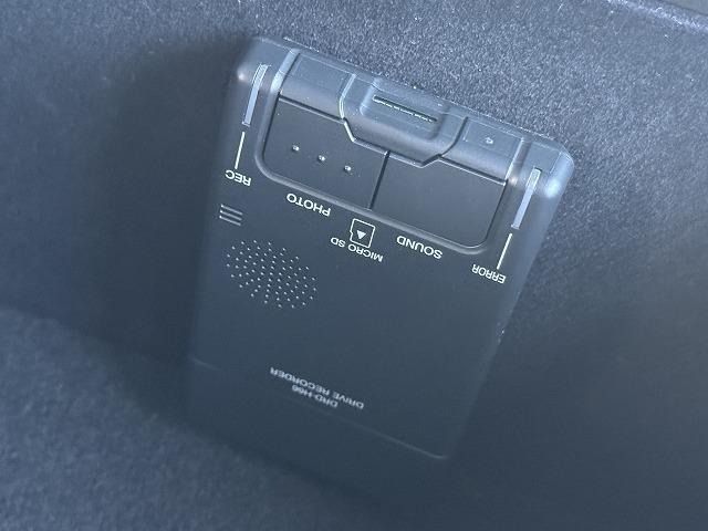 TOYOTA LEXUS NX300 2017 Image 31