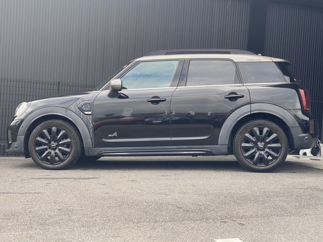 BMW MINI COOPER D CROSSO 2022 Image 31