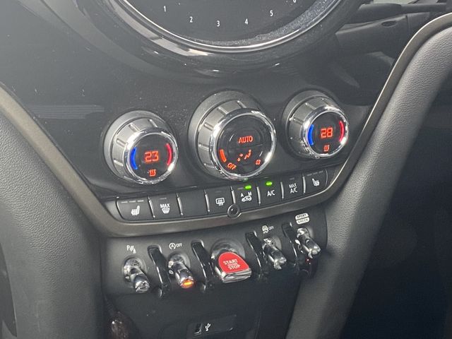 BMW MINI COOPER D CROSSO 2022 Image 31