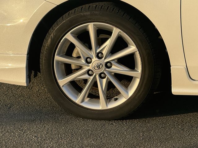 TOYOTA PRIUS ALPHA 2013 Image 31