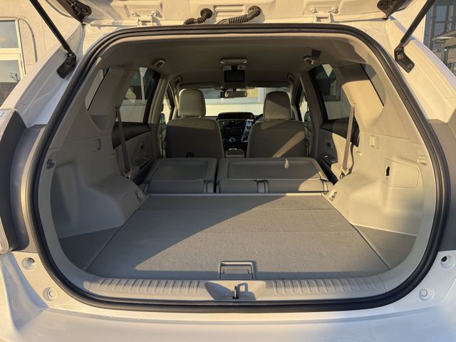 TOYOTA PRIUS ALPHA 2013 Image 31