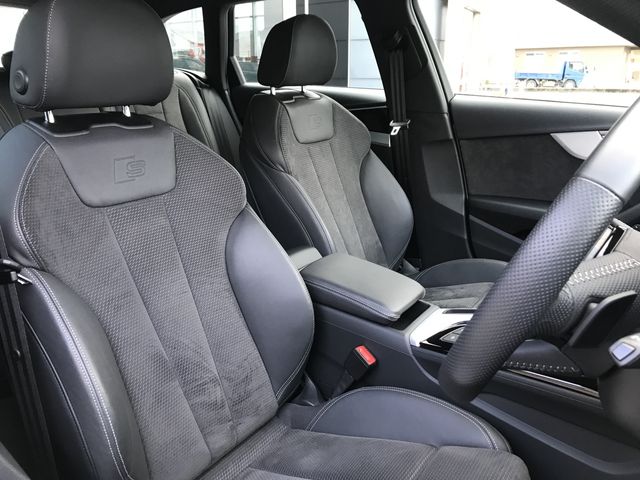 AUDI A4 AVANT 2020 Image 31