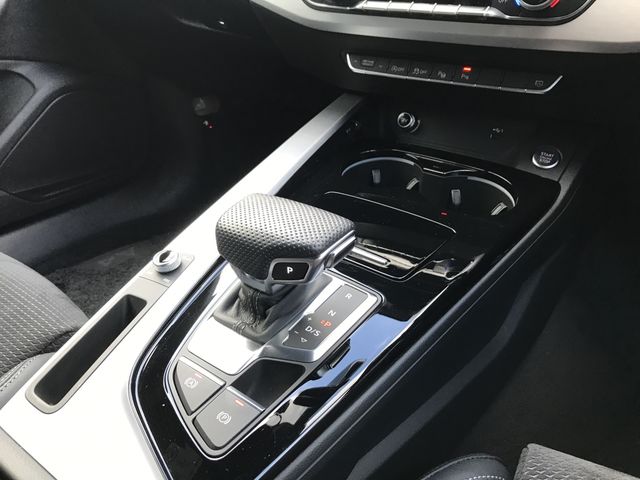 AUDI A4 AVANT 2020 Image 31