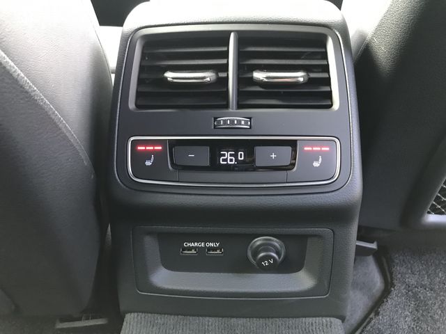 AUDI A4 AVANT 2020 Image 31