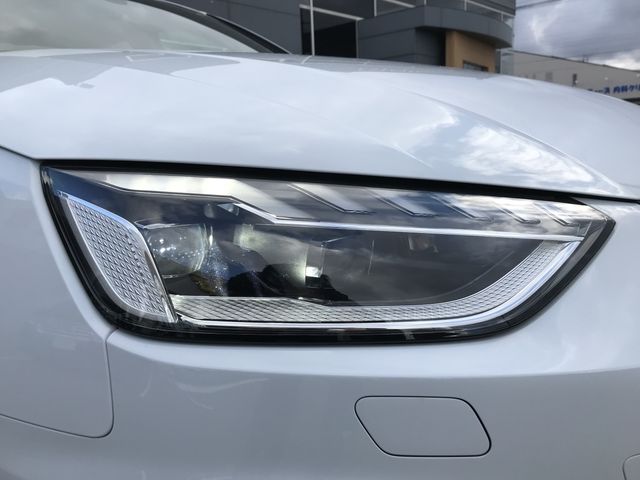 AUDI A4 AVANT 2020 Image 31