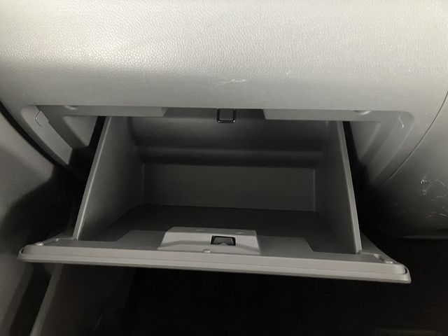 NISSAN NV350 CARAVAN 4WD 2019 Image 31