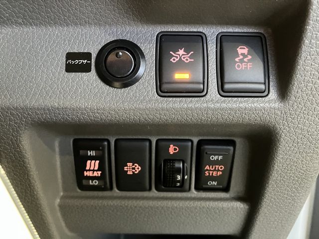 NISSAN NV350 CARAVAN 4WD 2018 Image 31