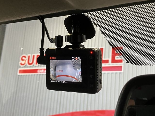 NISSAN NV350 CARAVAN 4WD 2018 Image 31