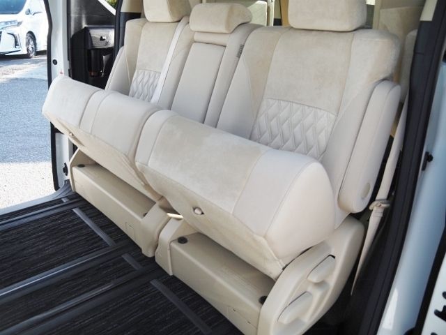 TOYOTA ALPHARD HYBRID 4WD 2021 Image 31