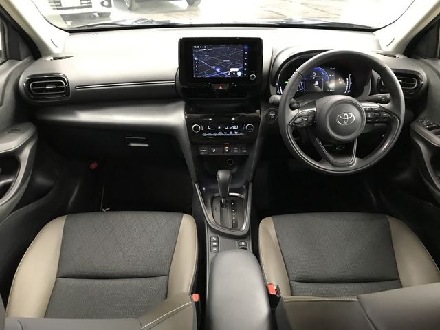 TOYOTA YARIS CROSS HYBRID 2024 Image 31