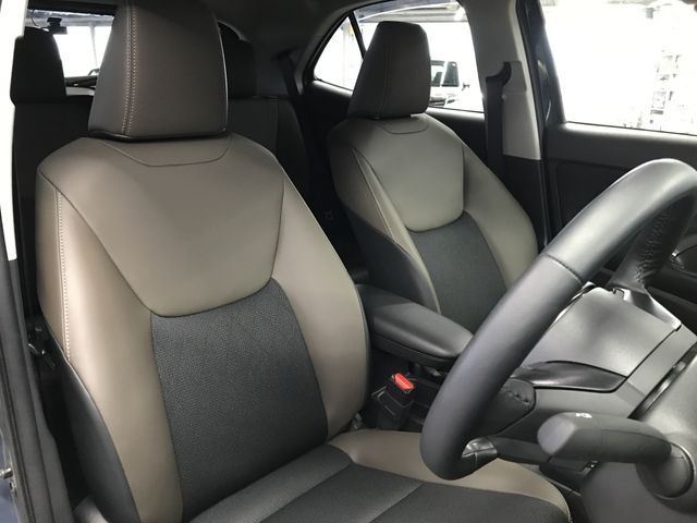 TOYOTA YARIS CROSS HYBRID 2024 Image 31