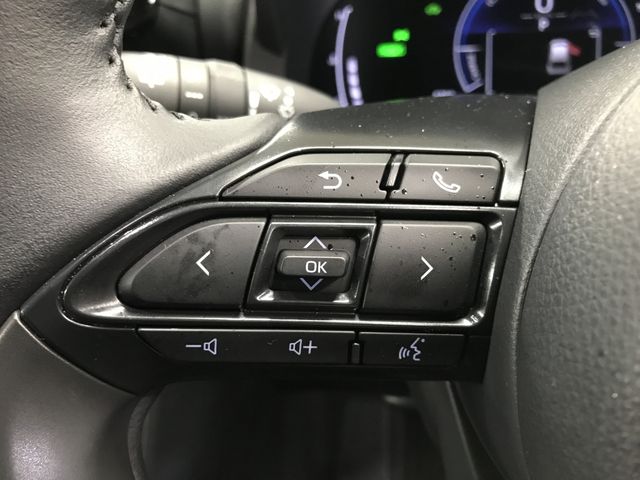 TOYOTA YARIS CROSS HYBRID 2024 Image 31