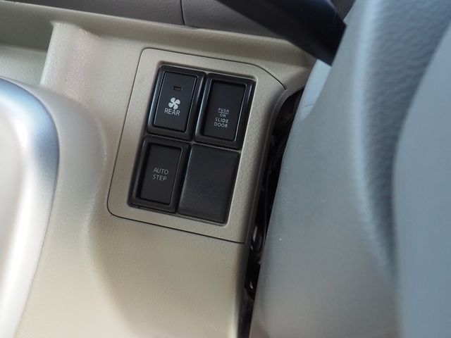 NISSAN NV100 CLIPPER RIO 2020 Image 31