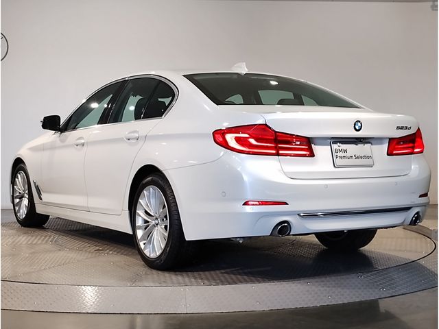 BMW 5SERIES SEDAN 2019 Image 31