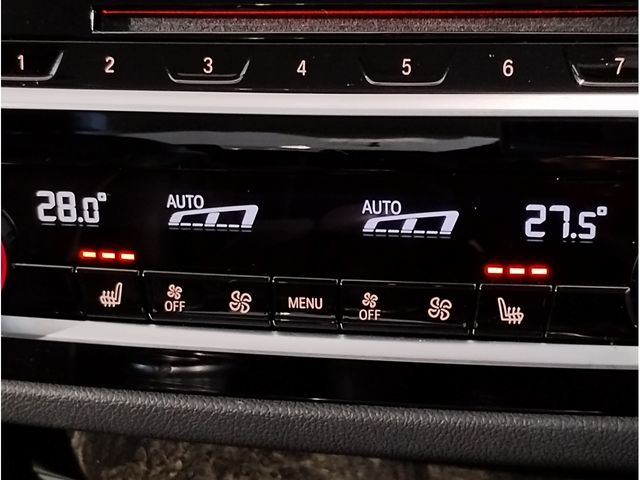 BMW 5SERIES SEDAN 2019 Image 31