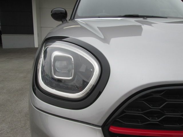 BMW MINI CROSSOVER 2023 Image 31