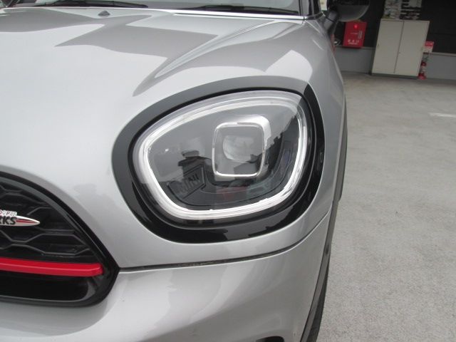 BMW MINI CROSSOVER 2023 Image 31