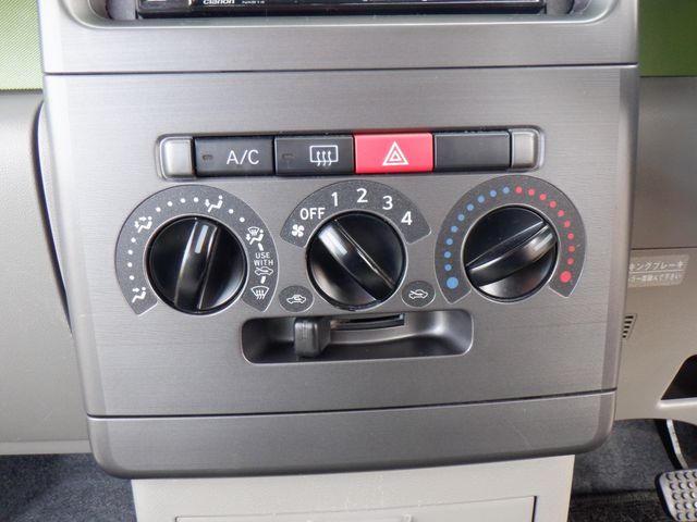 DAIHATSU MOVE CONTE 2014 Image 31