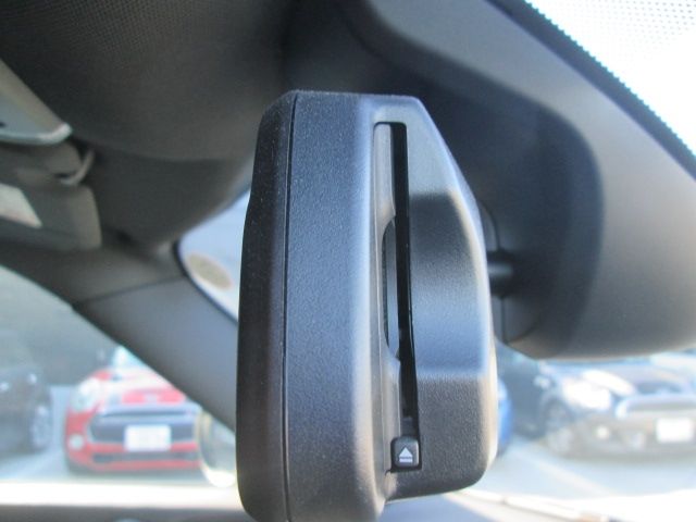 BMW MINI COOPER D CROSSO 2024 Image 31