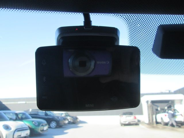 BMW MINI COOPER D CROSSO 2024 Image 31