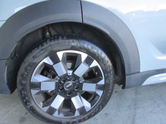 BMW MINI COOPER D CROSSO 2024 Image 31