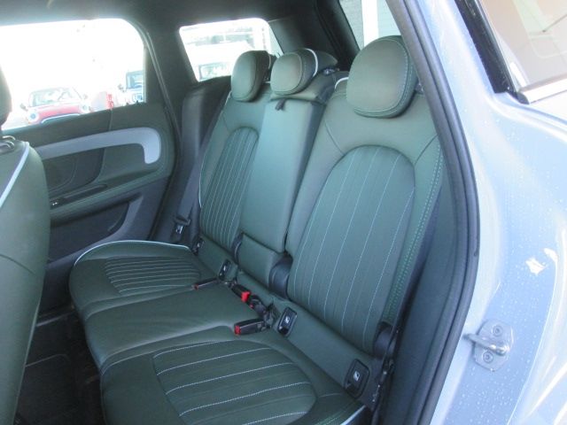 BMW MINI COOPER D CROSSO 2024 Image 31