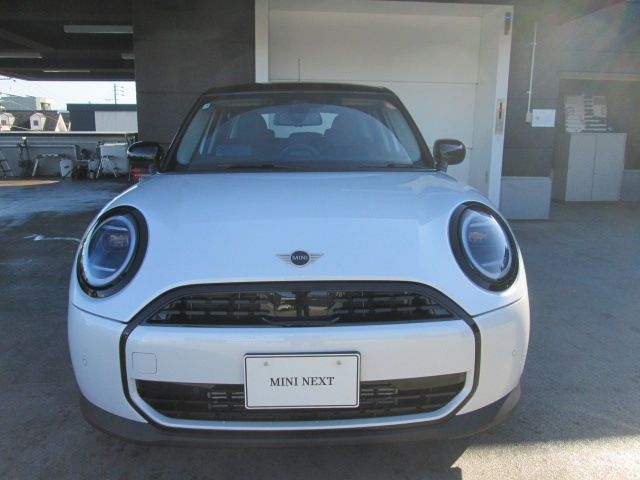 BMW MINI COOPER 5DOOR 2025 Image 31