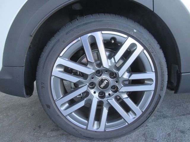 BMW MINI COOPER 5DOOR 2025 Image 31