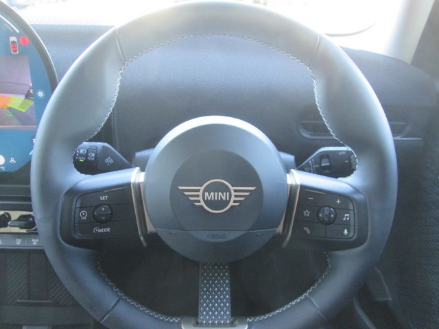 BMW MINI COOPER 5DOOR 2025 Image 31