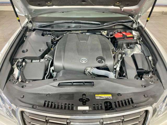 TOYOTA CROWN SEDAN 4WD 2014 Image 31