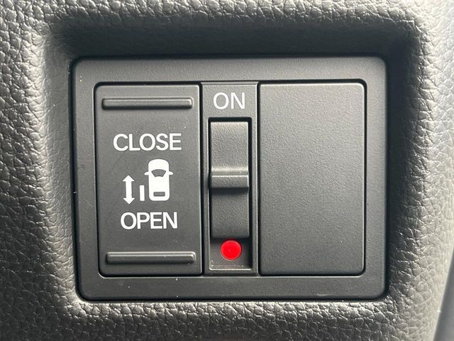 HONDA N BOX CUSTOM 2022 Image 31