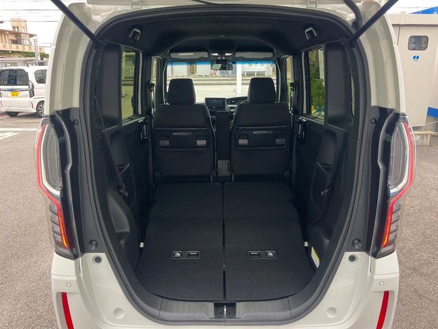 HONDA N BOX CUSTOM 2022 Image 31