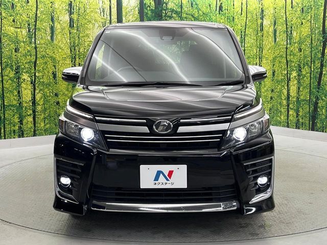 TOYOTA VOXY 2016 Image 31