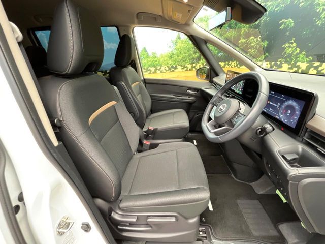 NISSAN SERENA  WG 2023 Image 31