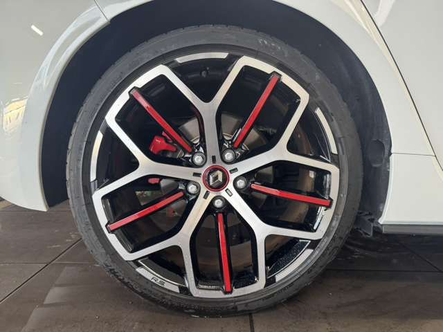 RENAULT MEGANE HATCH 2023 Image 31