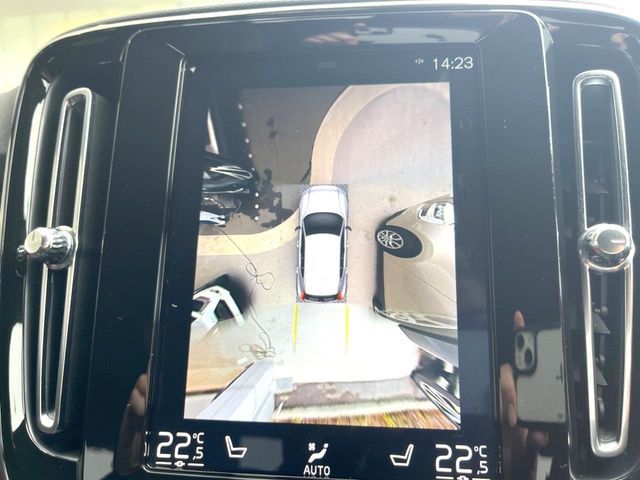 VOLVO XC40 2018 Image 31