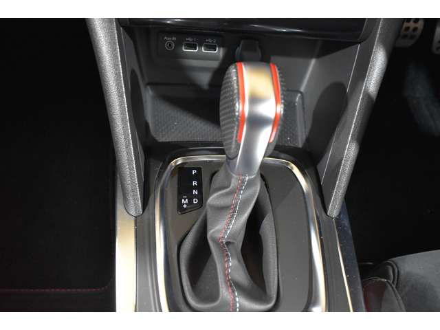 RENAULT MEGANE HATCH 2022 Image 31