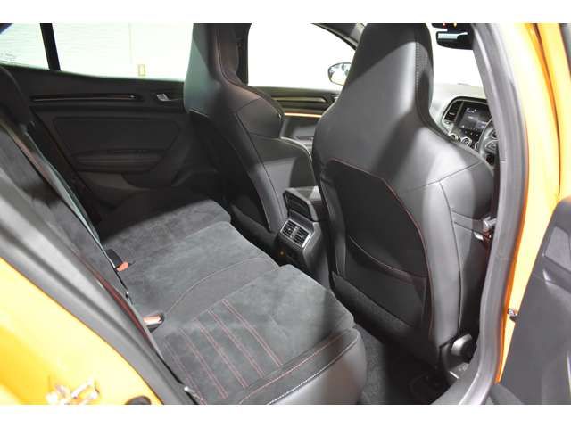 RENAULT MEGANE HATCH 2022 Image 31