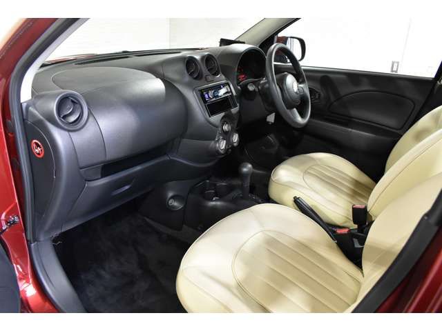 MITSUOKA VIEWT 2013 Image 31