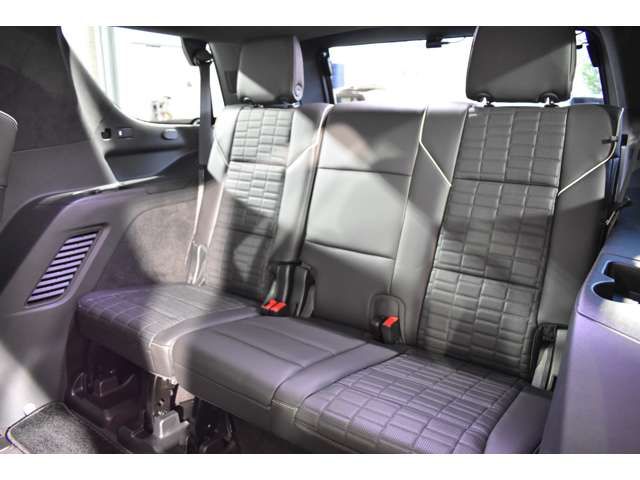 CADILLAC ESCALADE 2023 Image 31