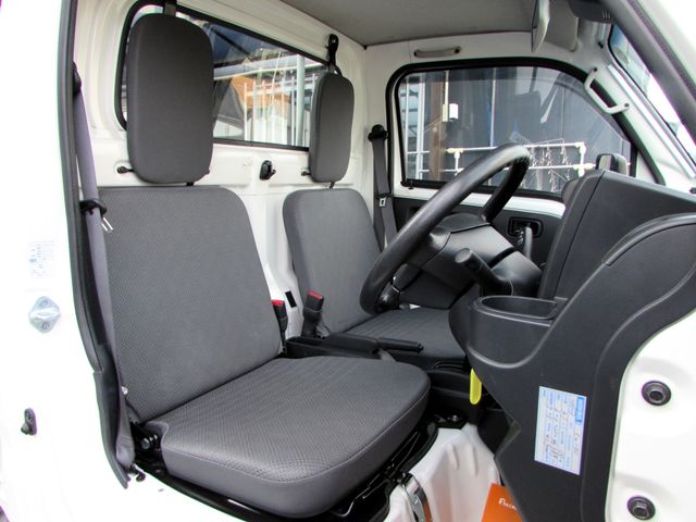 DAIHATSU HIJET TRUCK 4WD 2019 Image 31