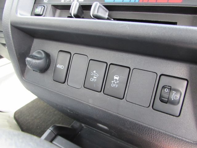 DAIHATSU HIJET TRUCK 4WD 2019 Image 31